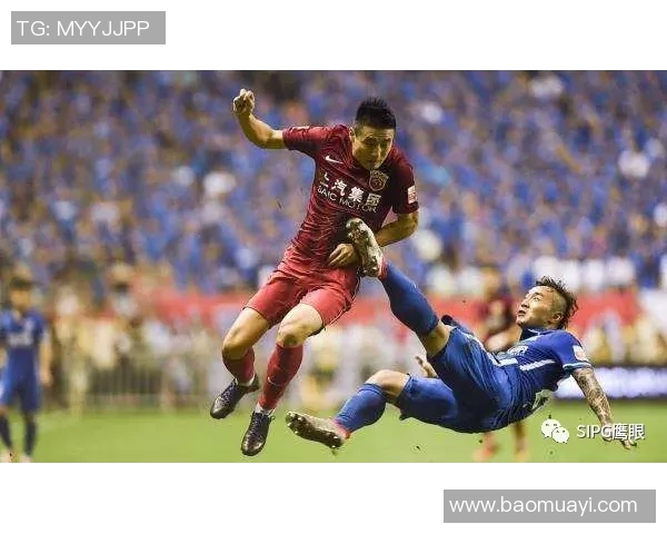 重庆篮球队速度之争引发热议球迷观点各异探讨战术与表现 重庆篮球队速度之争引发热议球迷观点各异探讨战术与表现