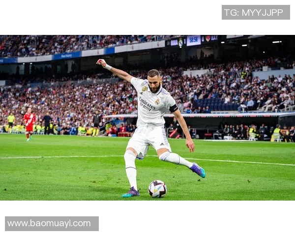 现役法国足球明星的风采与成就解析及未来发展展望 现役法国足球明星的风采与成就解析及未来发展展望