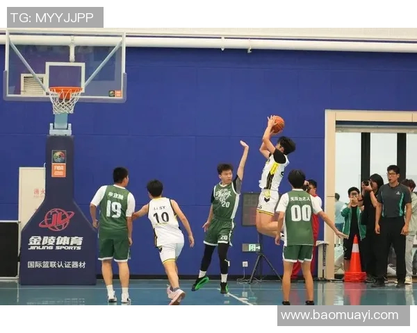 赛后分析：北京篮球队与广州篮球队的耐力对决全景回顾